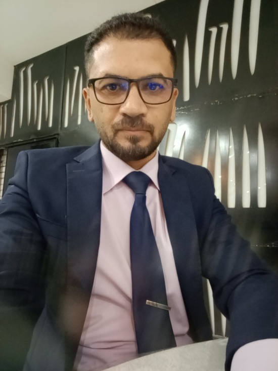 واثق الخفاجي